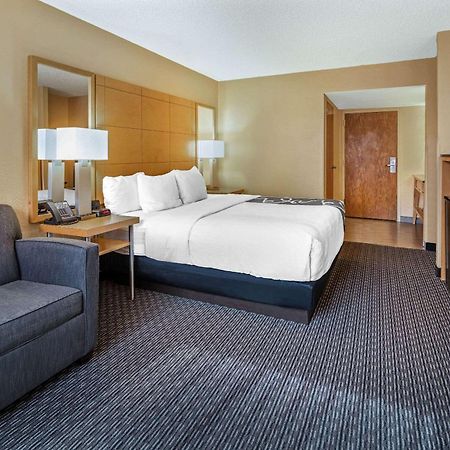 La Quinta By Wyndham Naples Downtown Otel Oda fotoğraf