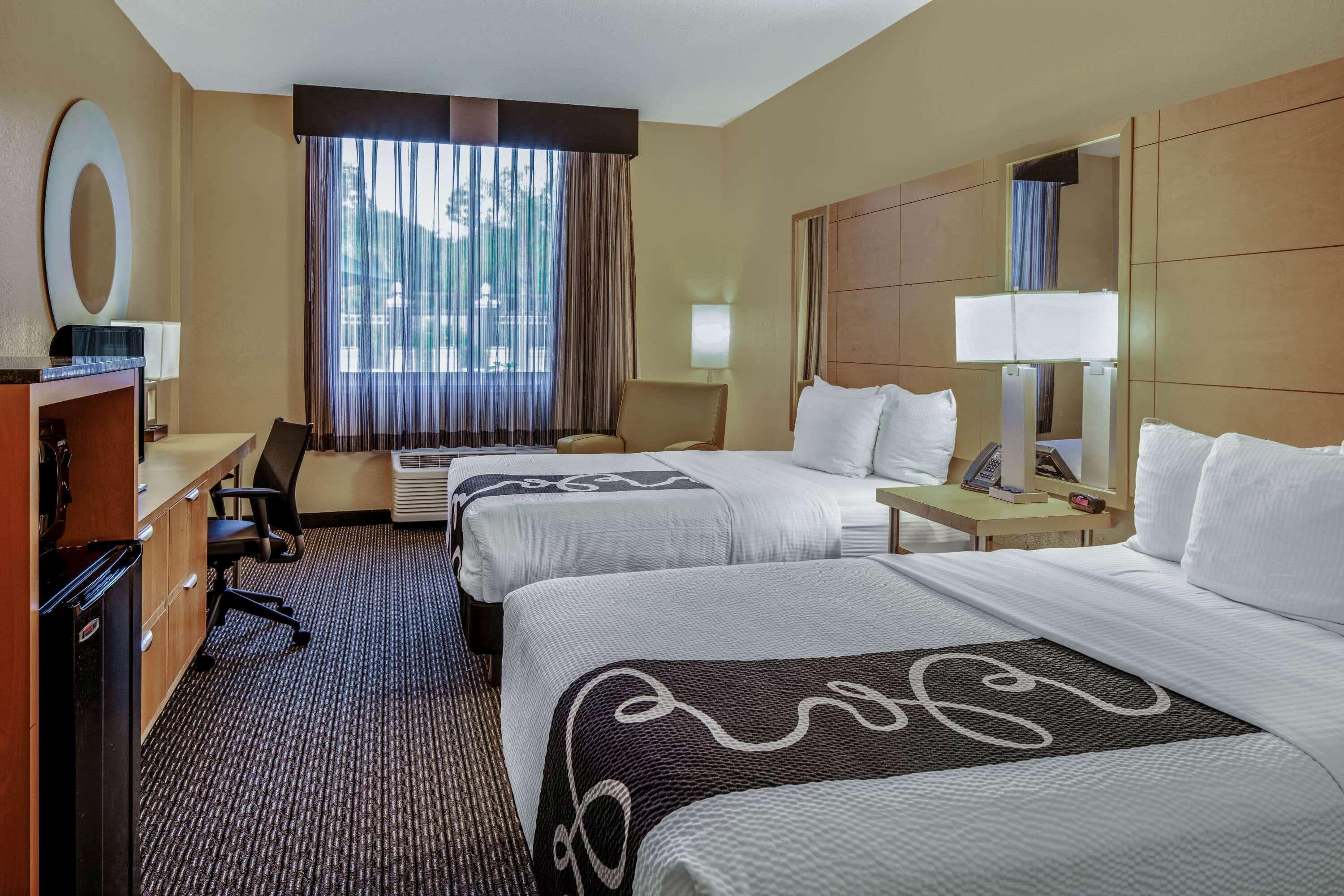 La Quinta By Wyndham Naples Downtown Otel Dış mekan fotoğraf