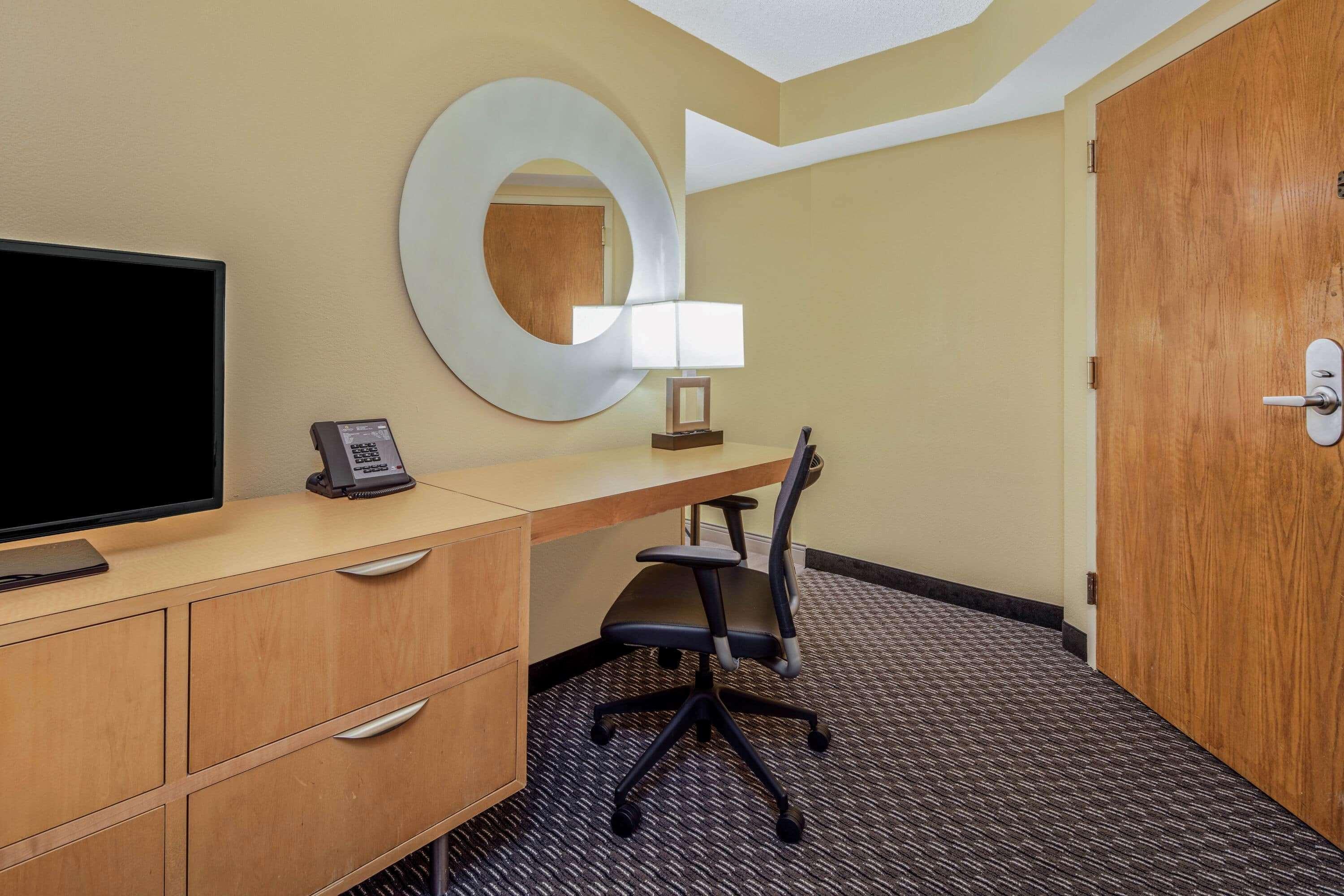 La Quinta By Wyndham Naples Downtown Otel Dış mekan fotoğraf
