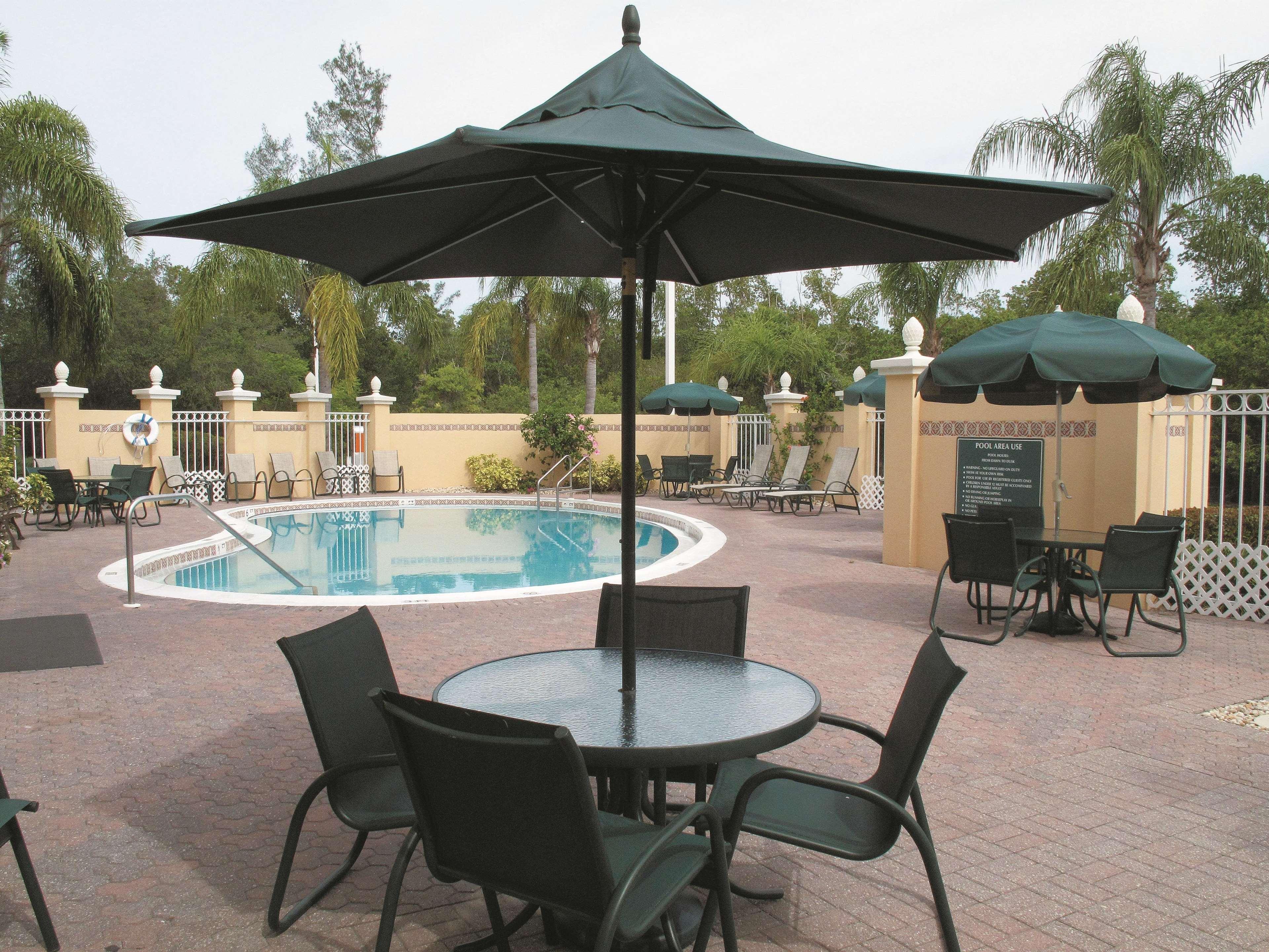 La Quinta By Wyndham Naples Downtown Otel Dış mekan fotoğraf