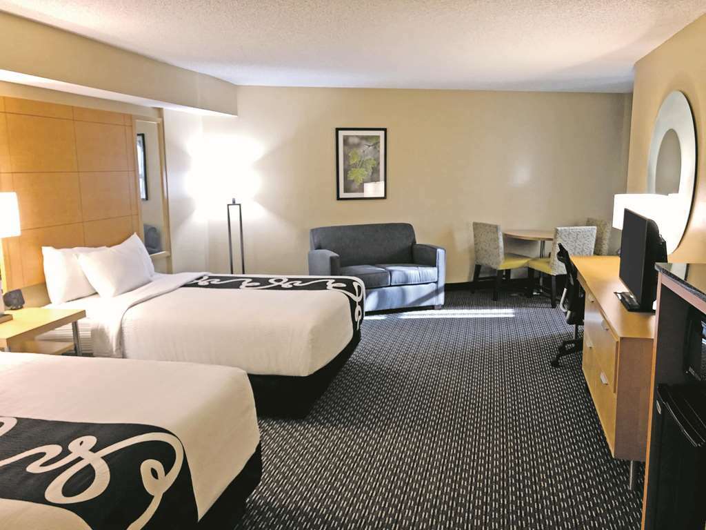 La Quinta By Wyndham Naples Downtown Otel Oda fotoğraf
