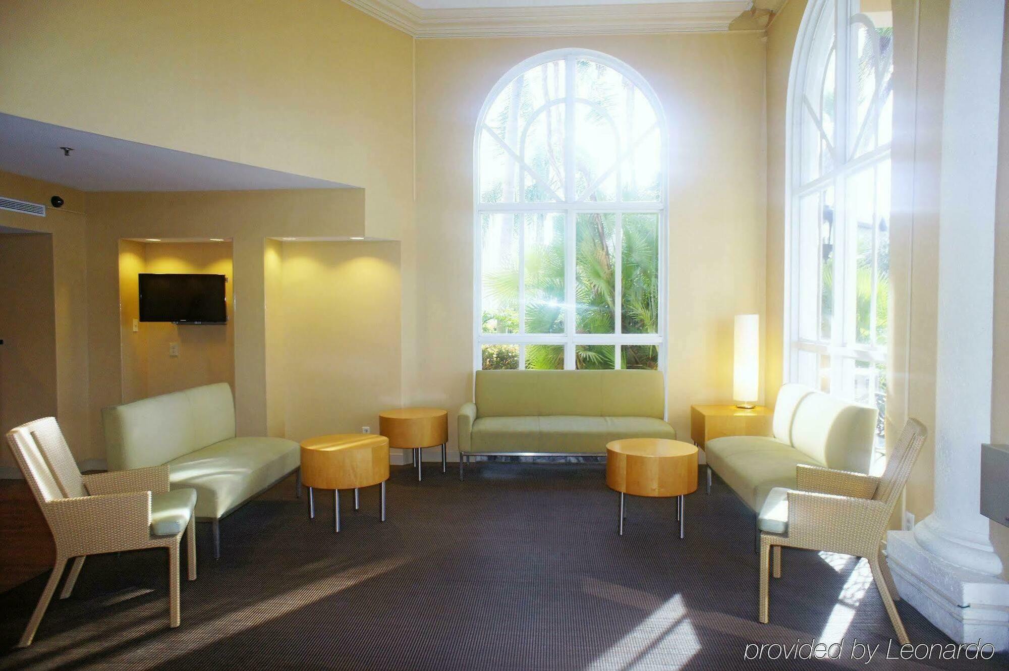 La Quinta By Wyndham Naples Downtown Otel Dış mekan fotoğraf