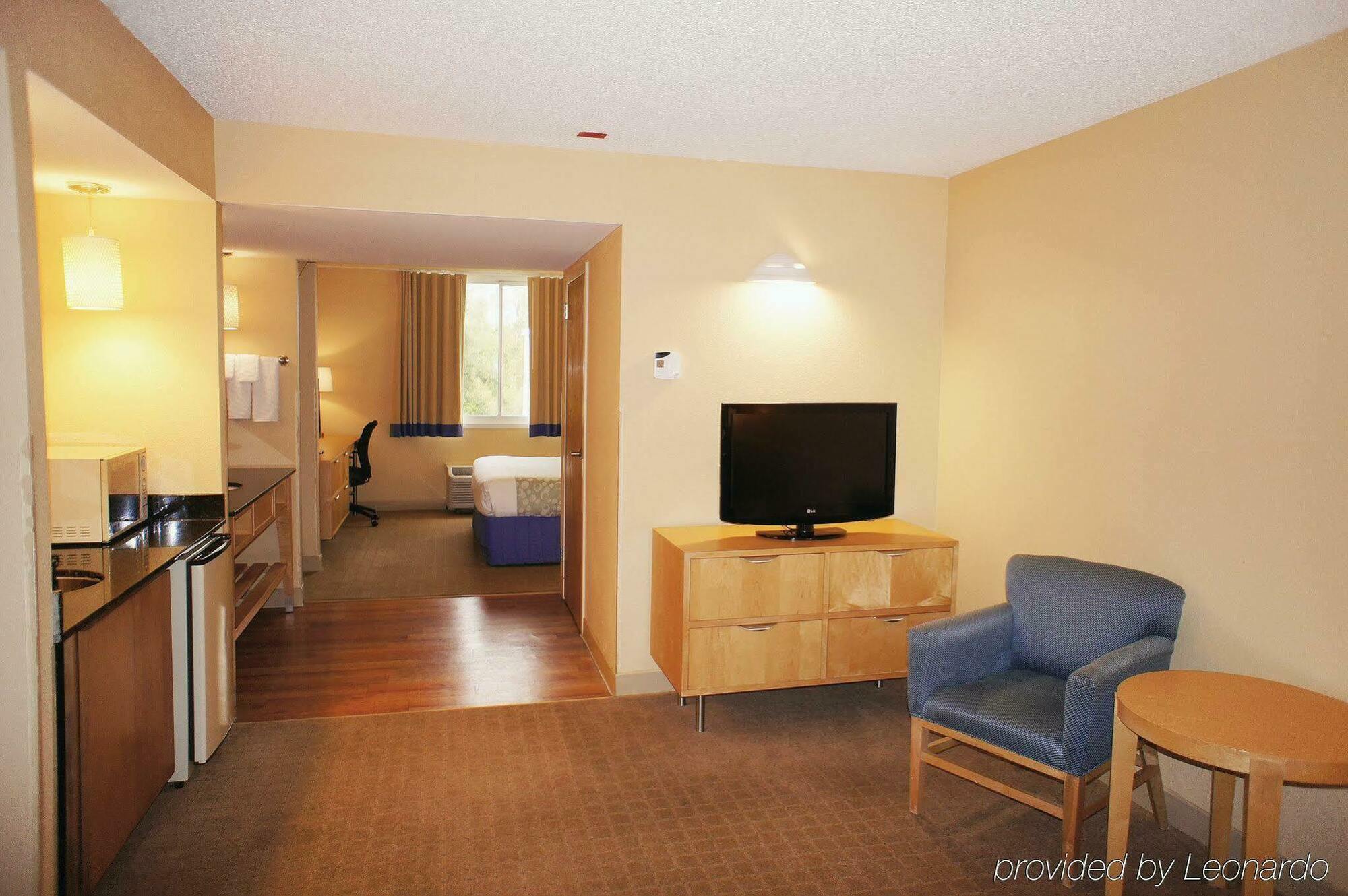 La Quinta By Wyndham Naples Downtown Otel Dış mekan fotoğraf